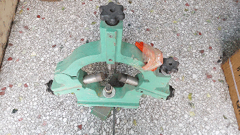 三門峽車床中心架